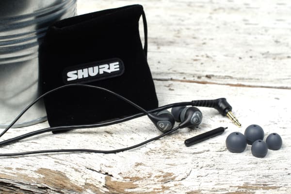 The Shure SE112 in-ear headphones ship with three sizes of speaker sleeves, a cleaning tool, and a carry case.