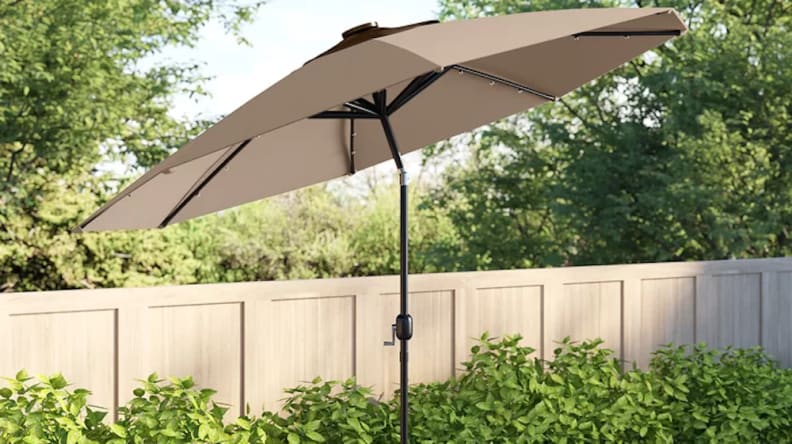 This umbrella tilts to better block the sun.