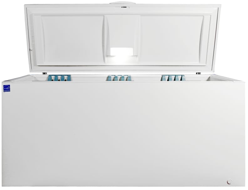 The light—while laughably small compared to the width of the Frigidaire Gallery FGCH25M8LW—does provide some small illumination.