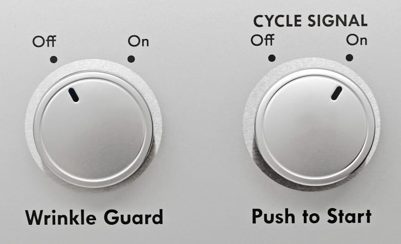 On or off, wrinkle guard or not... The Kenmore 65132's minimal features keep controls very basic.