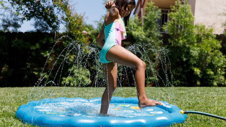 This toy is a sprinkler, a splash pad and a kiddie pool all in one.