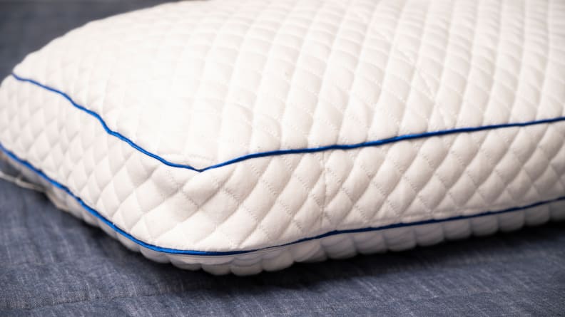 The Nectar pillow on a gray surface showing its gusset