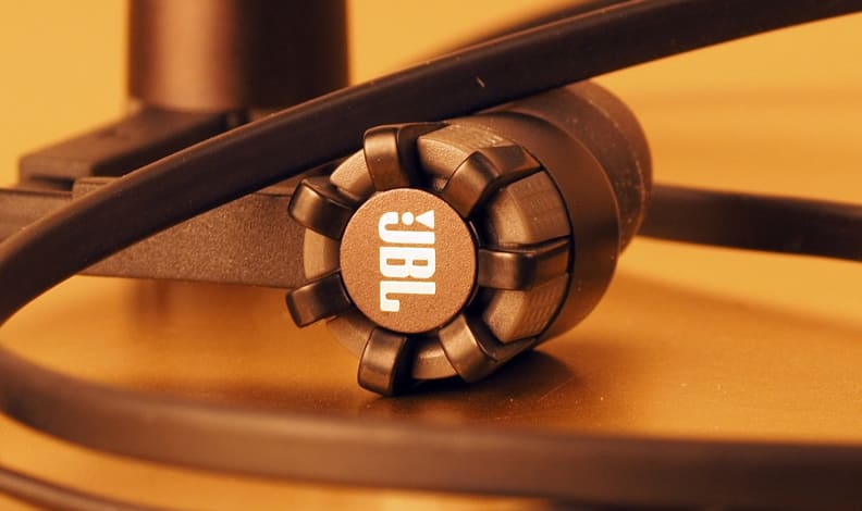 The JBL Synchros S200i speaker backs