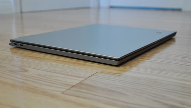 Lenovo ThinkPad X1 Titanium Yoga 1