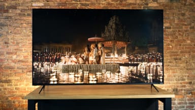 Vizio M Series (2018) with content on the screen