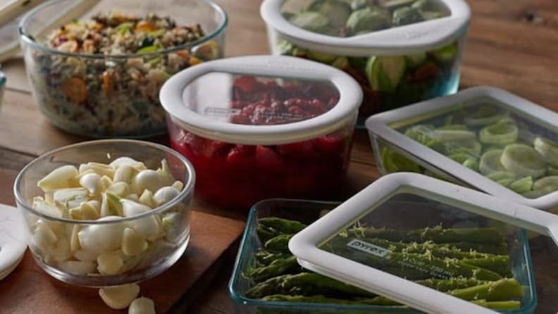 Black Friday 2020: Get this 22-piece Pyrex set for a ridiculously