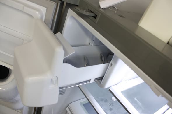Ice Maker Photo