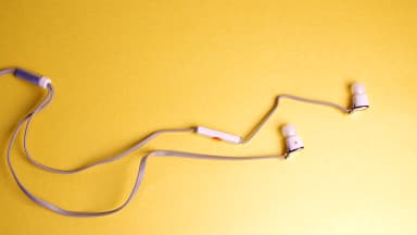 The JBL J33i are perfect for commuters.