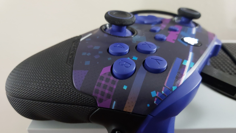 Close-up photo of the buttons of the HexGaming Ultra X Controller.