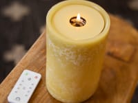 Crackle Applewood Candle By WoodWick Review 