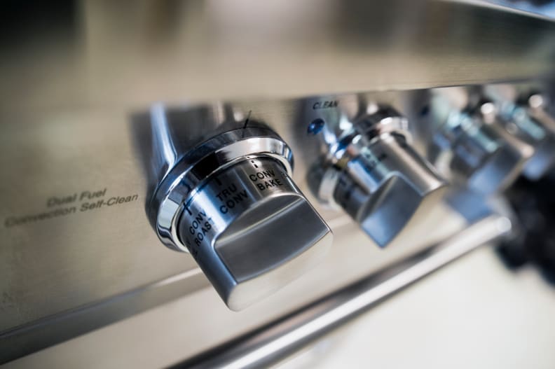 Viking Electric Range RDSCE2305BSS Review: The D3 Series 30 - Blog Elite  Appliance