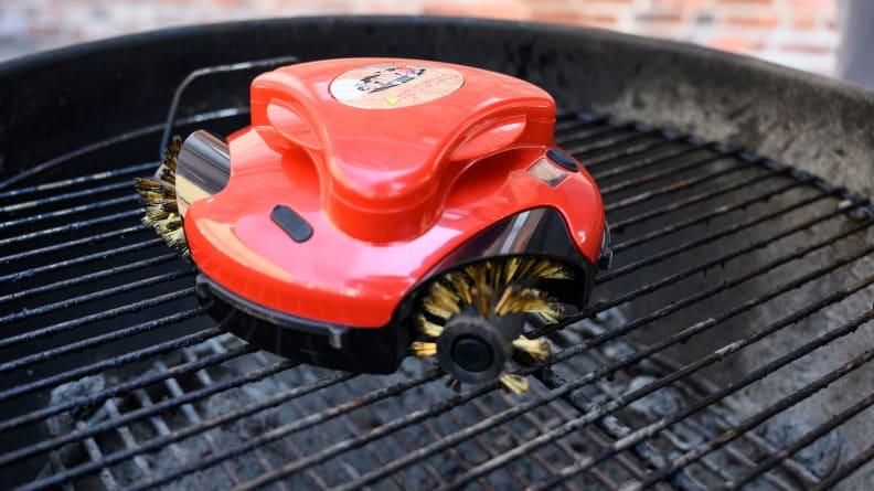 I Tried Grillbot, the Robot That Cleans Your Grill, and Was Genuinely Blown  Away by How Well It Worked