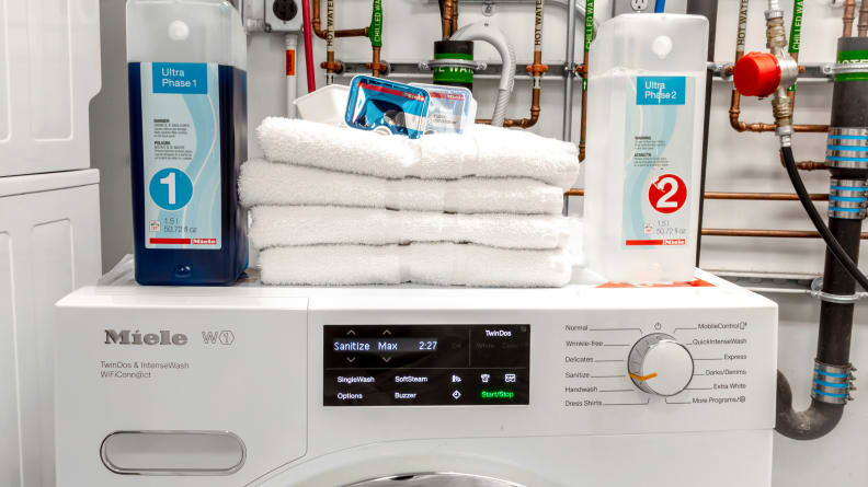 Best Compact Washer: Miele W1 WWH860