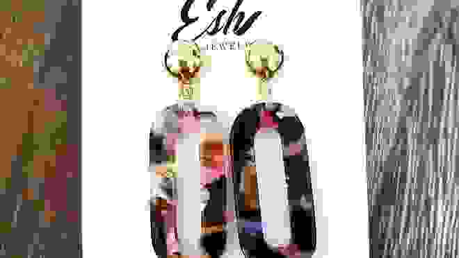 Multi-colored oval earrings.