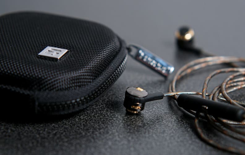The small carrying case is sturdy and stiff, providing ample protection as you transport the t096z in-ears around town.