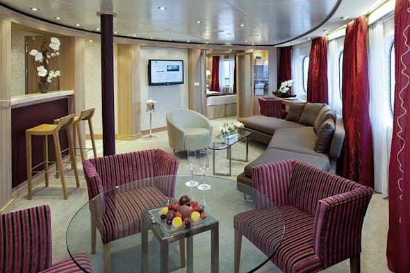 Other-Cabin-2-Photos-1.jpg