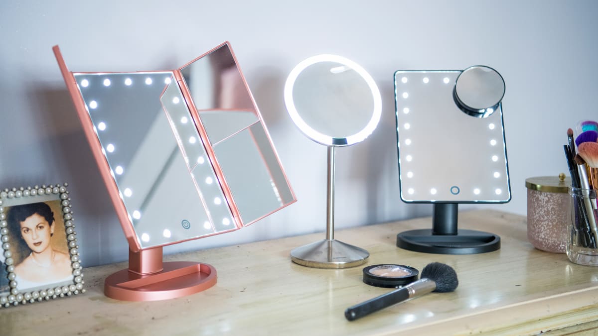 2X Spaire Makeup Mirror Trifold LED Light Vanity Mirror 1X 3X Magnification Battery and USB Charging 180 Degree Adjustable Free Rotation