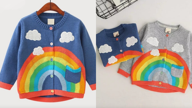 左边是蓝彩虹儿童针织开衫。右边是蓝灰色彩虹儿童针织开衫。