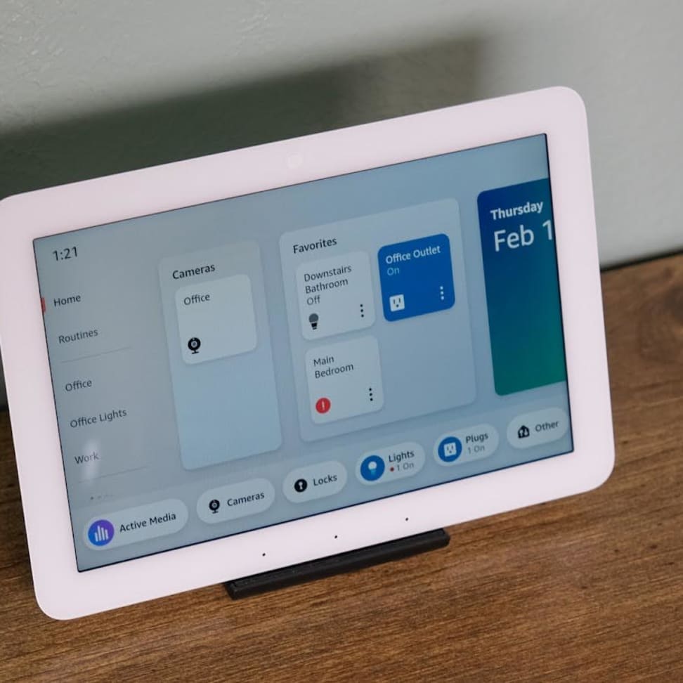 Echo Hub First Look - Control your smart home from one location 