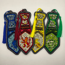 产品的形象Hogwarts house bookmarks