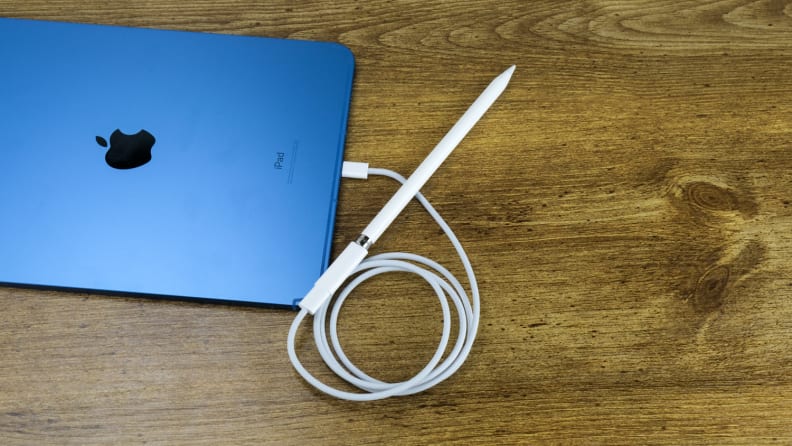 Apple iPad review: 10th-gen tablet finally gets modern design, iPad