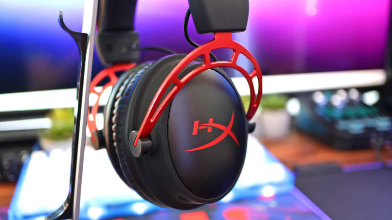 HyperX Cloud Alpha wireless review: 300 hours of audio bliss