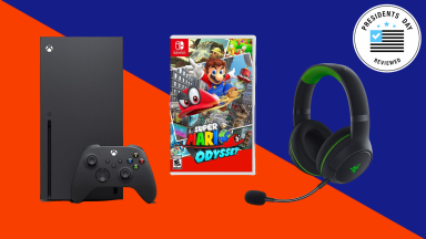 An Xbox Series X, Razer headset, and Mario Odyssey appear on a blue and red background.