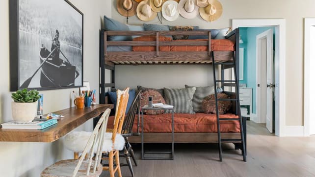 HGTV Dream Home Bunk Room