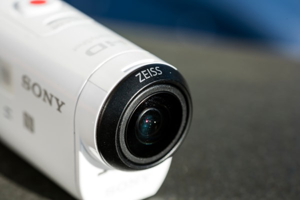 The HDR-AZ1 comes equipped with a Zeiss branded fixed wide angle lens.