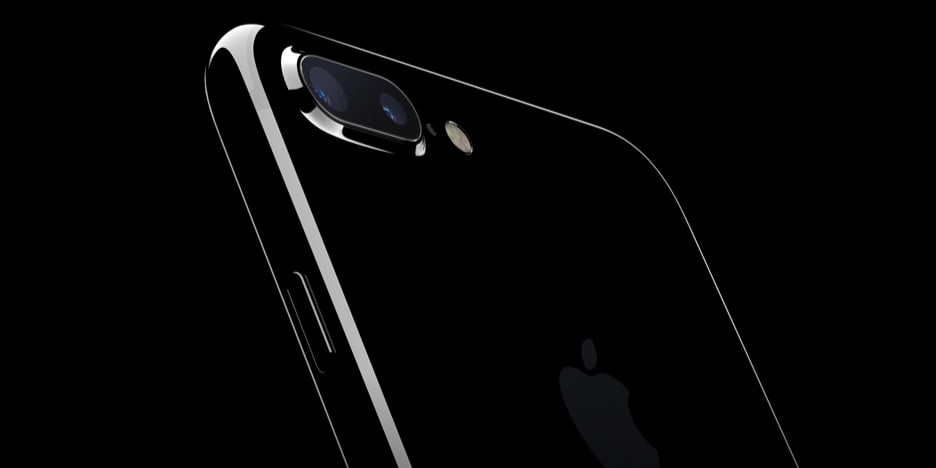 The jet black iPhone 7 from Apple