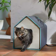 Product image of Frisco Heated Cat House
