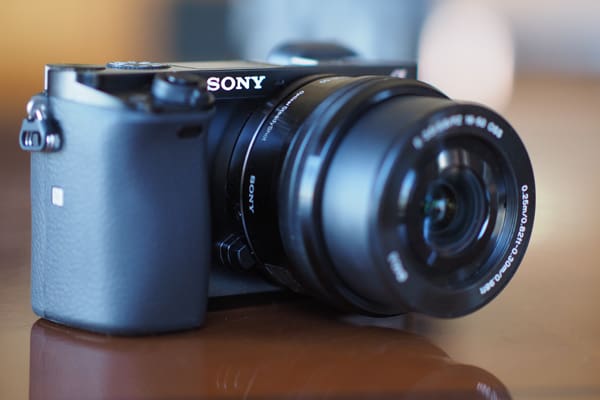 SONY-A6000-FI-LENS.jpg
