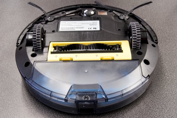 The underside of A4s is very similar to the underside of the Eufy RoboVac 11.