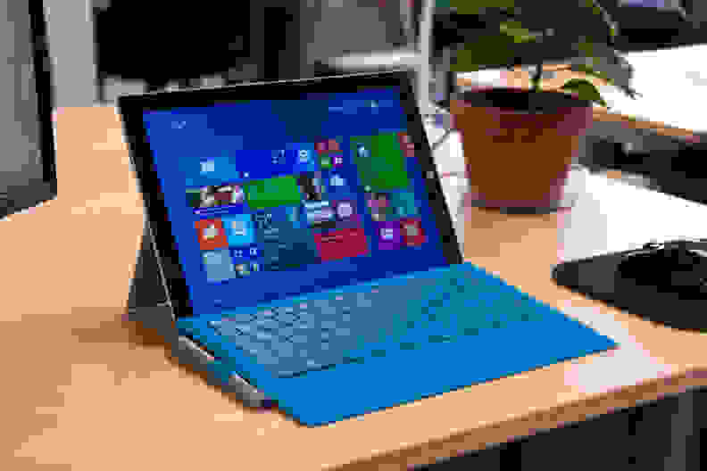 A closer look at the Microsoft Surface Pro 3's on a desk.