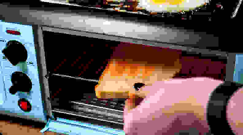 Nostalgia Toaster in use