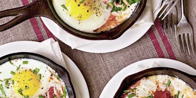 Lodge Cast Iron Skillet