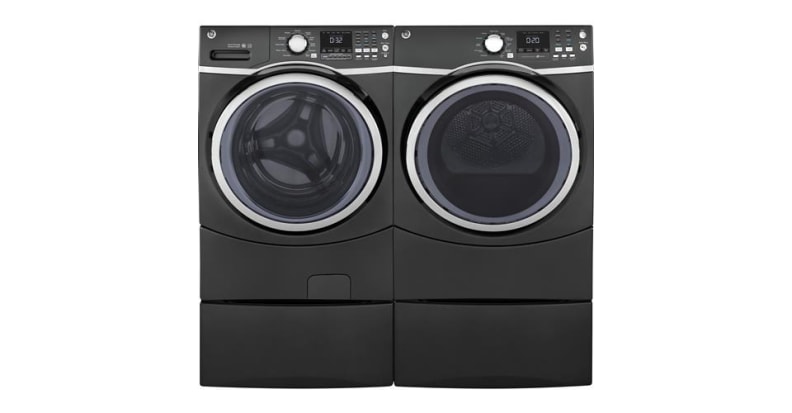 The GE GFW450SPKDG in Diamond Gray with its companion washer