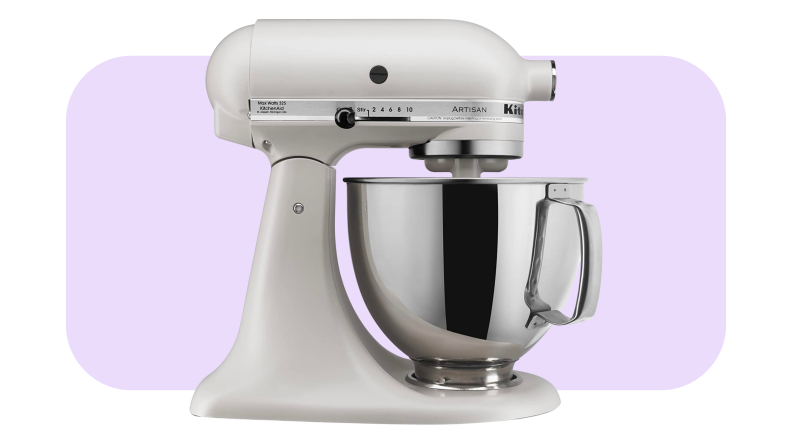 KitchenAid Stand Mixer in white