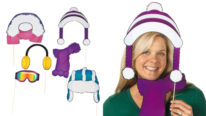 Fun Express Winter Photobooth Props