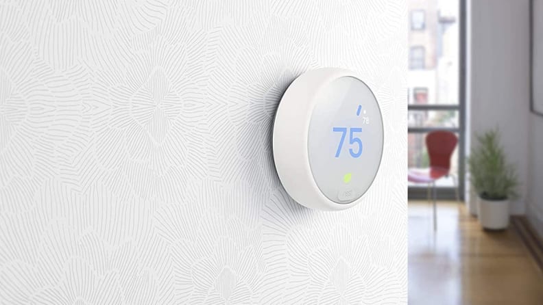 This smart thermostat automatically adjusts the temperature to lower your energy bills.