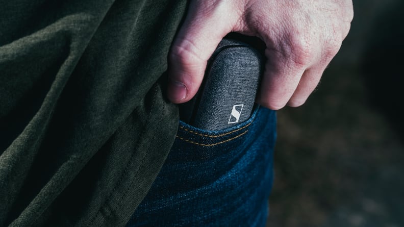 Sennheiser Momentum TW 2 case pocket