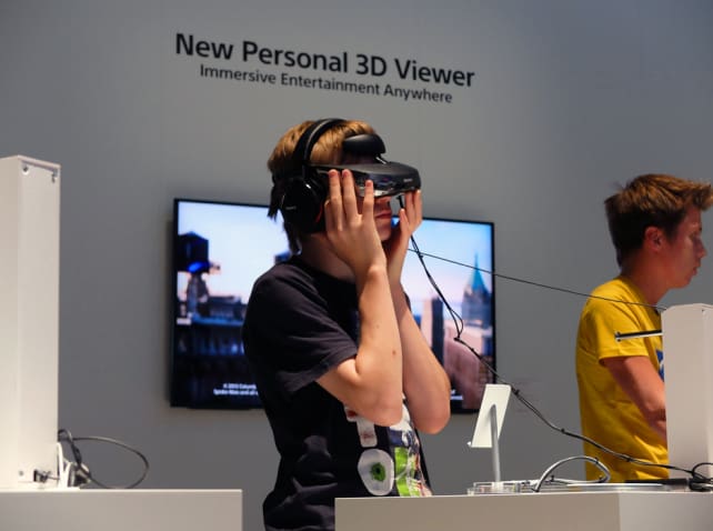 Sony-Personal-3D-Viewer.jpg
