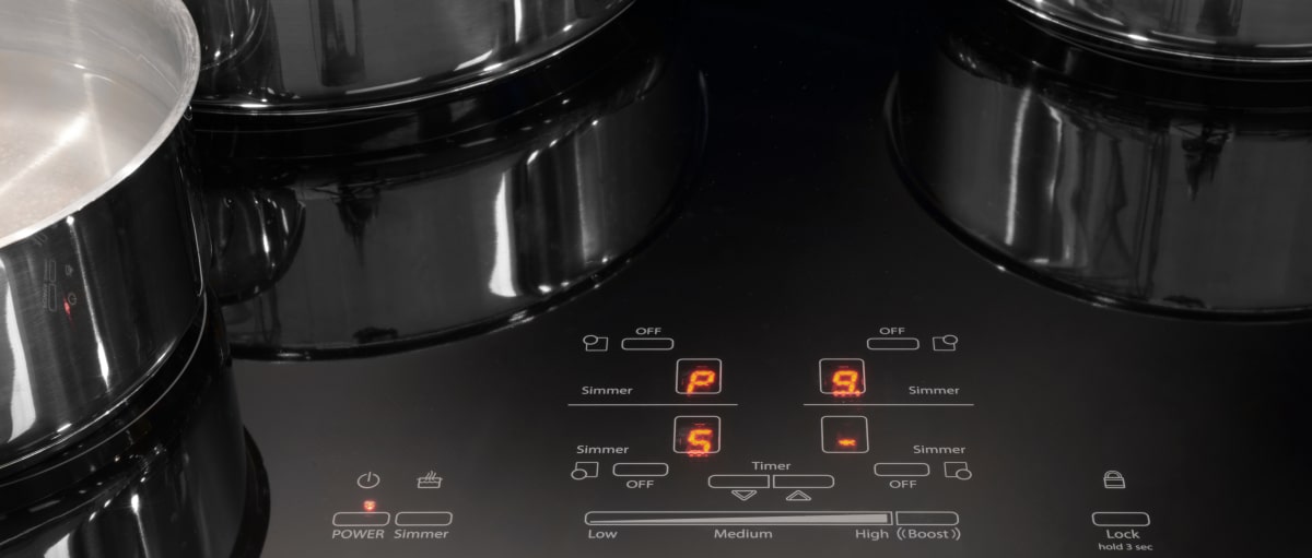 Automatic Pan Detection 4 Zones Whirlpool Gold Resource Saver GCI3061XB 30 Induction Cooktop 