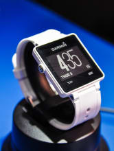 Garmin Vívoactive (White)