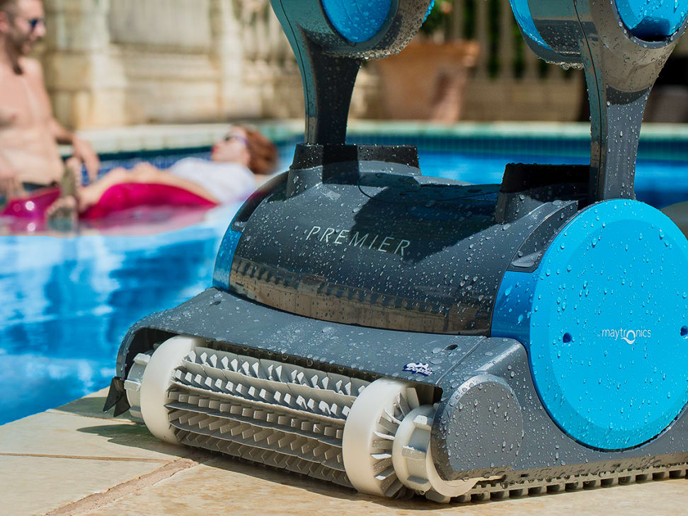 Which Pool Cleaner Should I Choose?