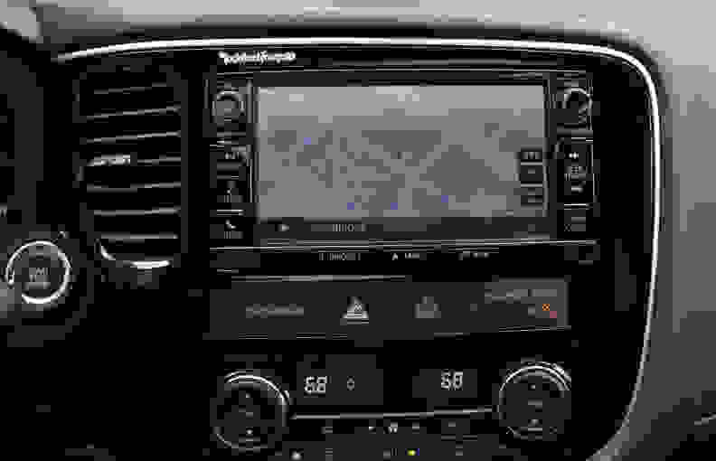 2016 Mitsubishi Outlander navigation screen on