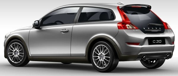 Product Image - 2013 Volvo C30 R-Design