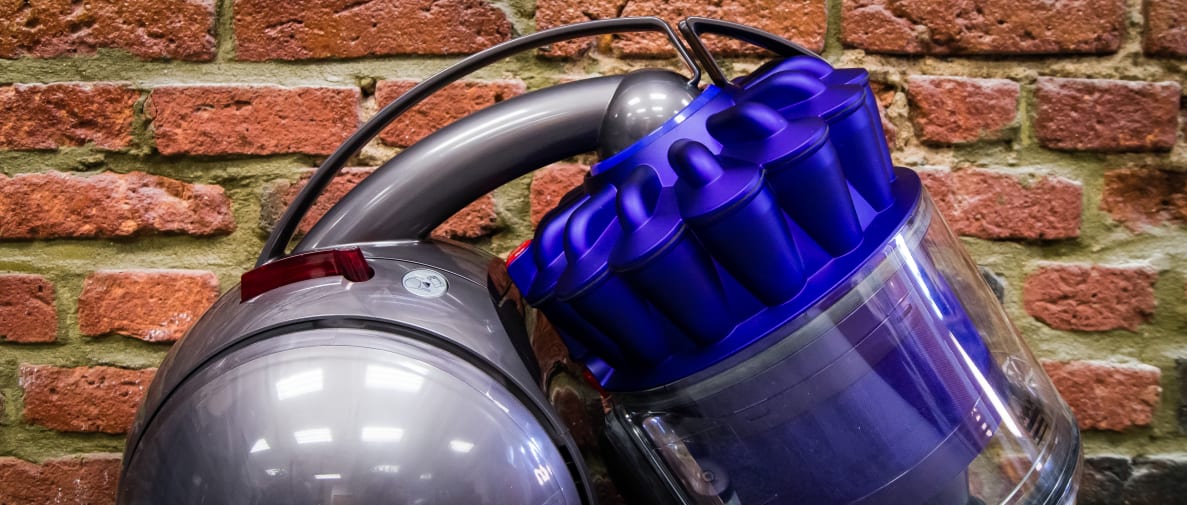 Dyson DC39 Animal Vacuum Cleaner Review - Reviewed