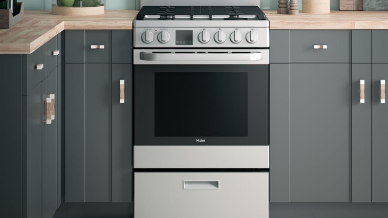 A Haier QGAS740RMSS gas range