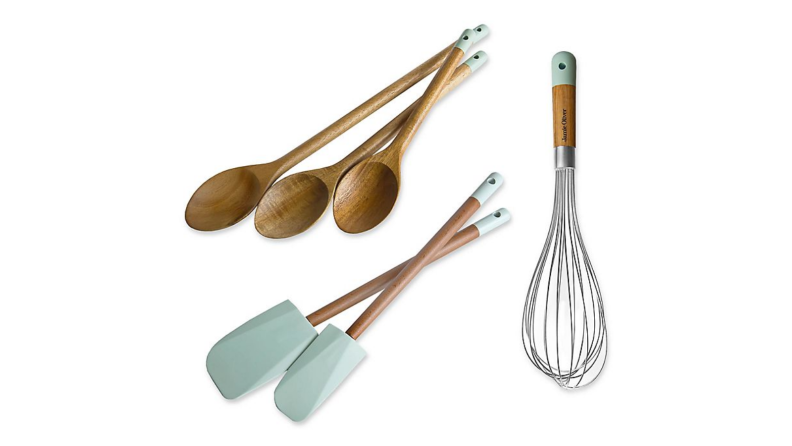 A set of baking tools